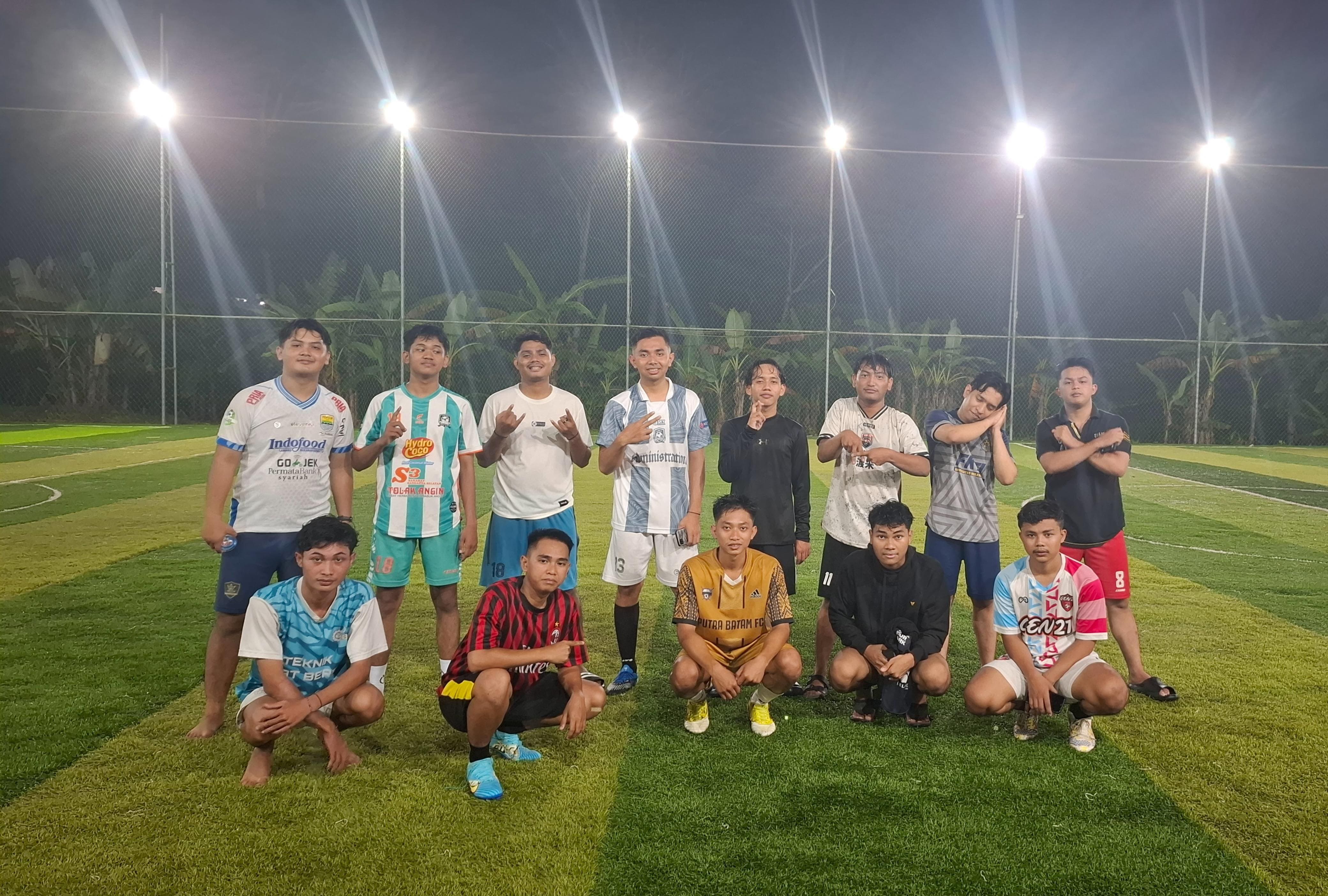 Tim Futsal POLNES Sabet Juara Turnamen Antar Kampus se-Kaltim